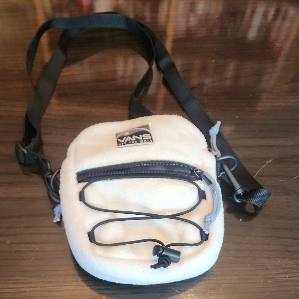 VansX Sandy Liang Cloud Crossbody Bag Nwot
